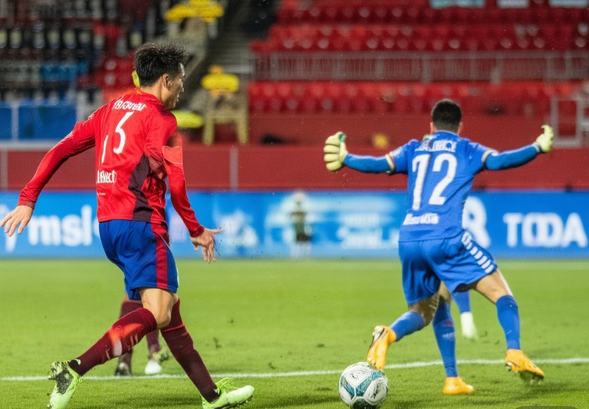 菲律宾vs韩国足球对决：激情碰撞与战术解析(图3)