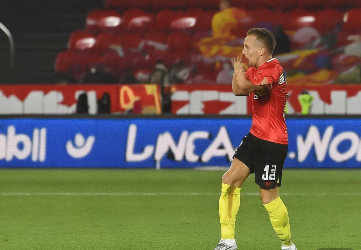 法乙焦点战：索肖主场迎战梅斯，实力对决一触即发